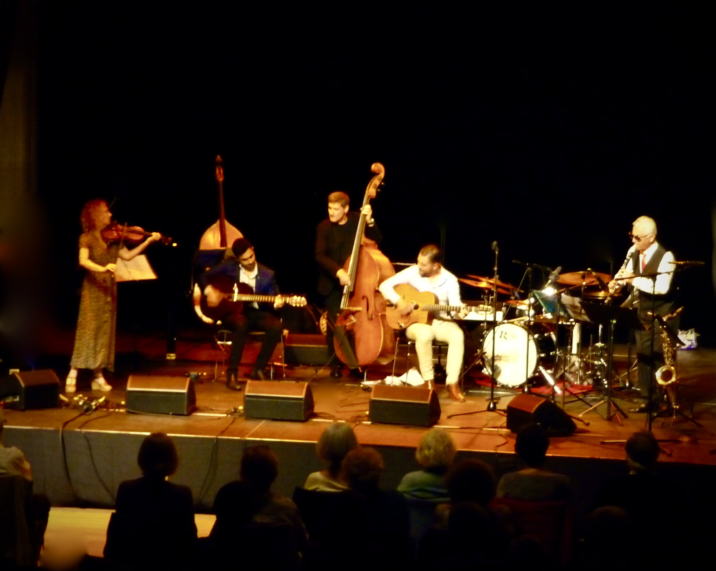 CABARET JAZZ CROISSY HOMMAGE A DJANGO REINHARDT ET STEPHAN GRAPPELLI